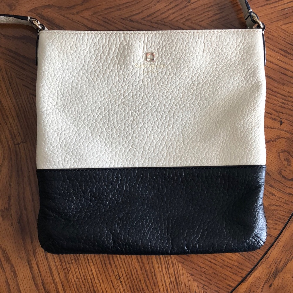 Authentic Kate Spade Cross Body Bag